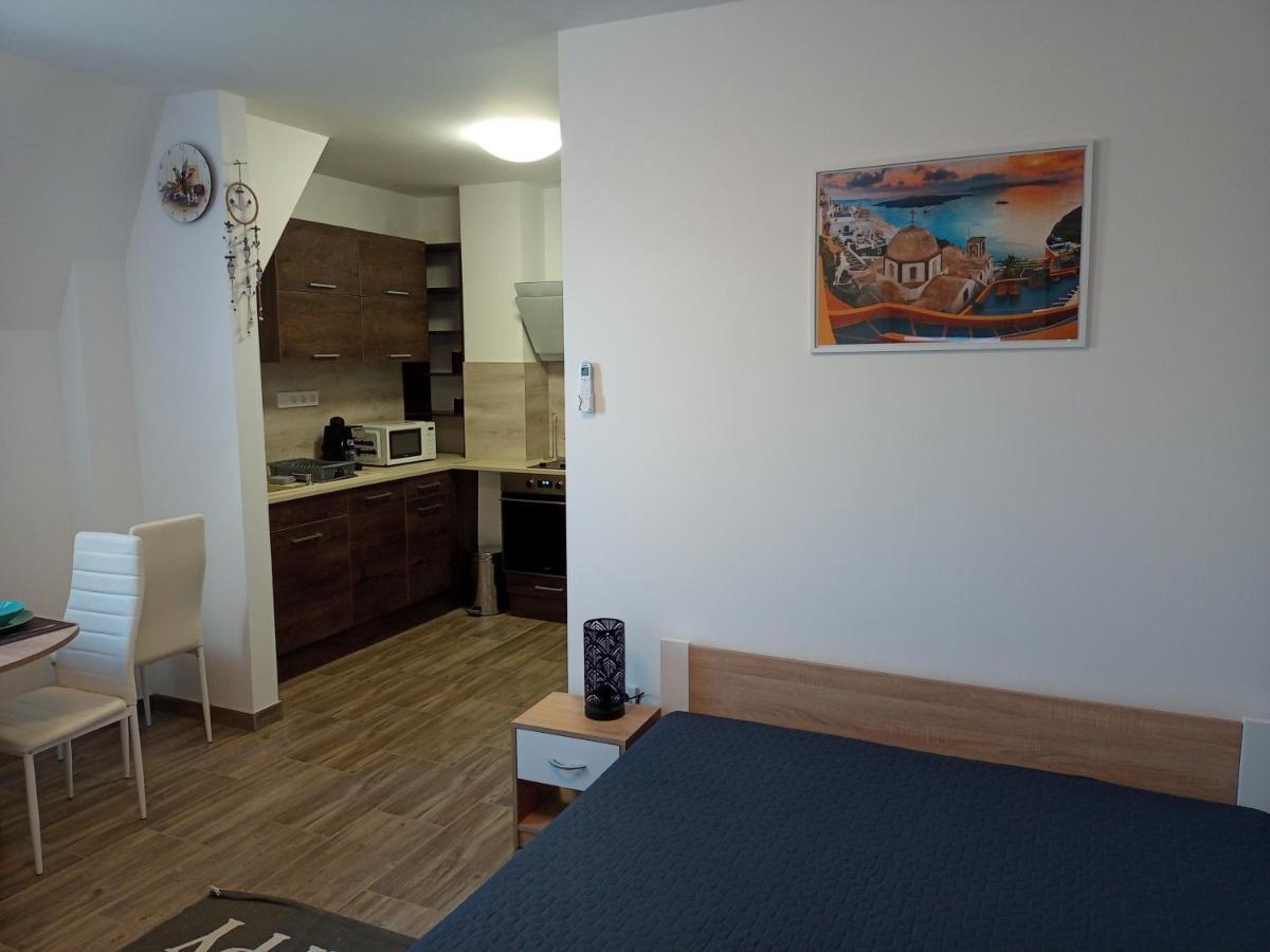 Szellorozsa Apartman Fonyod Ngoại thất bức ảnh