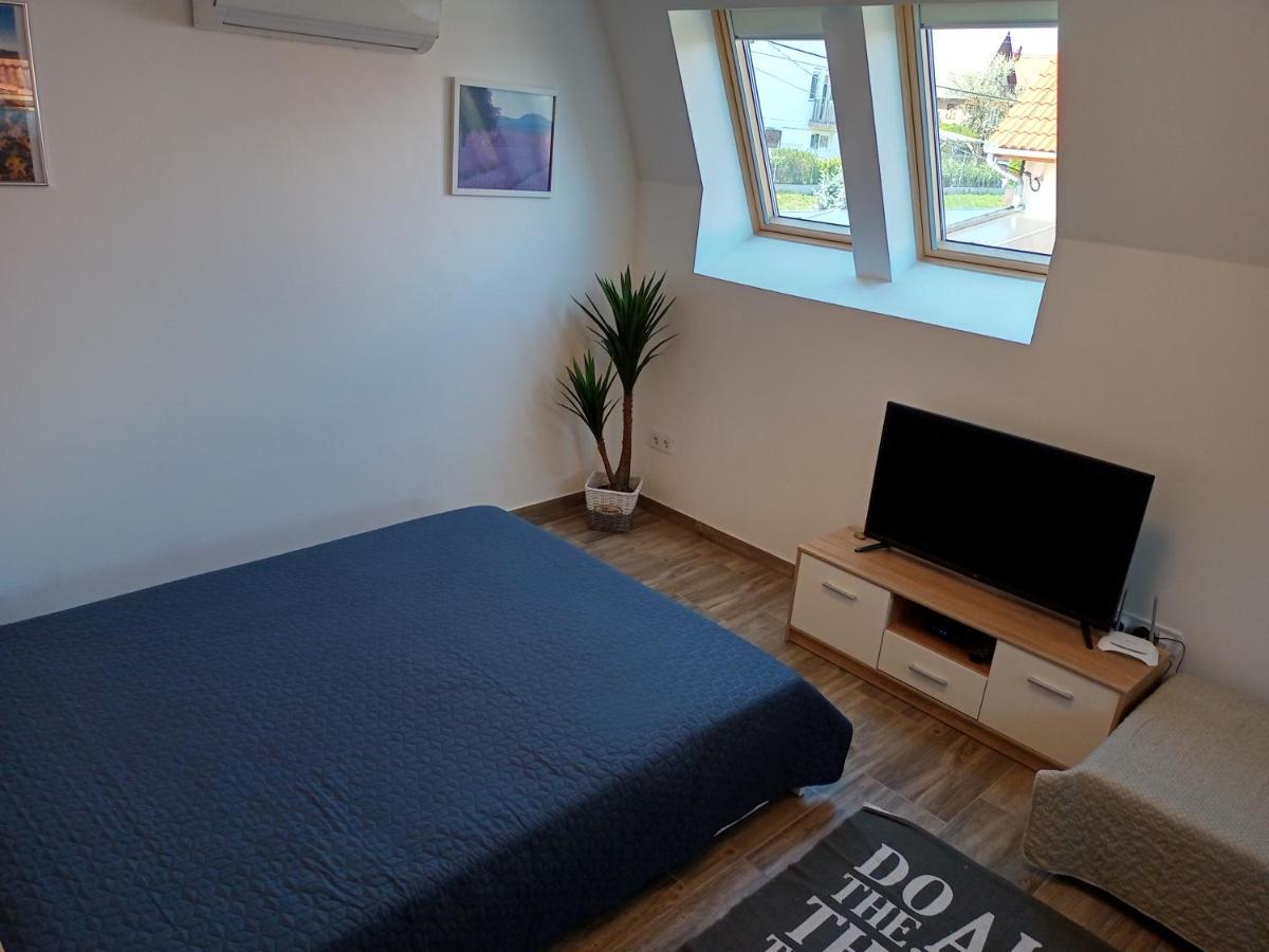 Szellorozsa Apartman Fonyod Ngoại thất bức ảnh